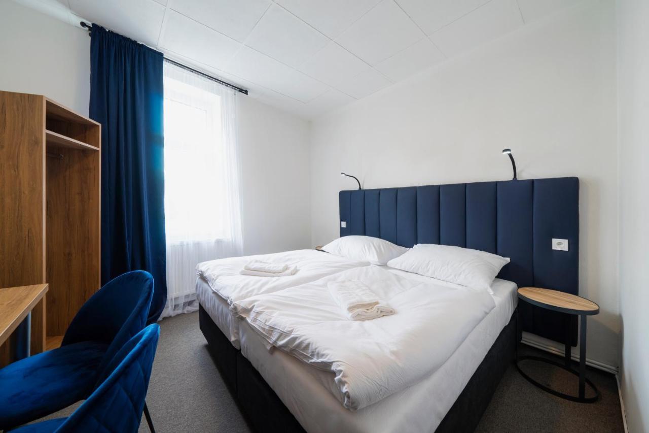 Hotel Bayer Pilzno Zewnętrze zdjęcie