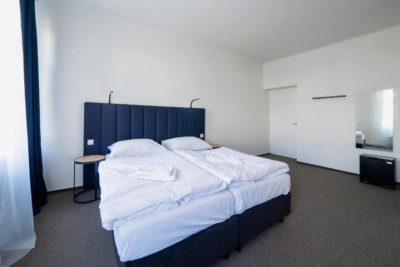 Hotel Bayer Pilzno Zewnętrze zdjęcie