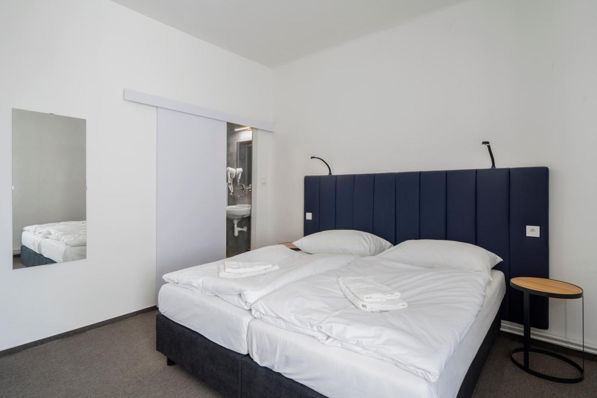 Hotel Bayer Pilzno Zewnętrze zdjęcie