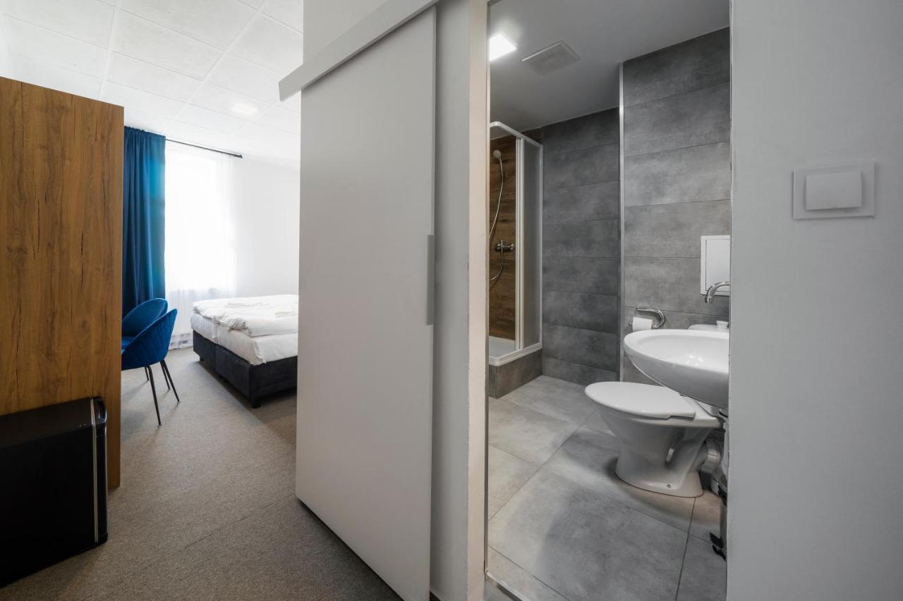 Hotel Bayer Pilzno Zewnętrze zdjęcie